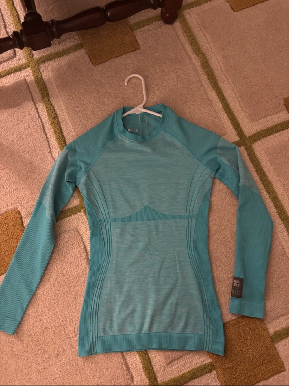 Figs x STARWARS Teal Seamless Long Sleeve Performance Top